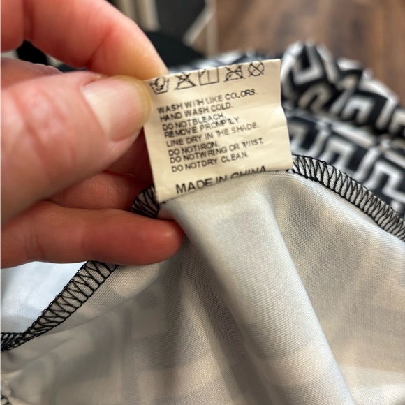 ECCLECTIC, FUN, FUNKY & UNIQUE PANTS EXCELLENT CONDITION - Picture 8 of 9